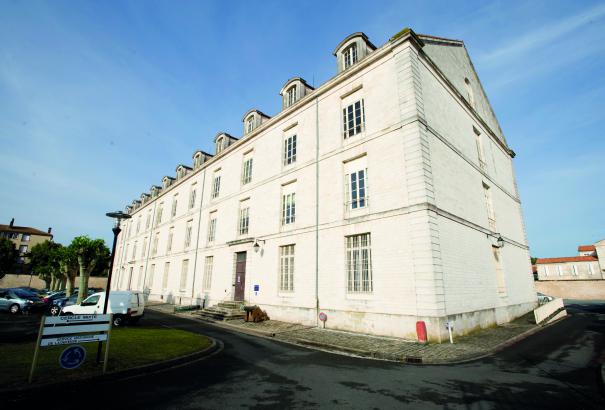 bâtiment du service historique de la défense
